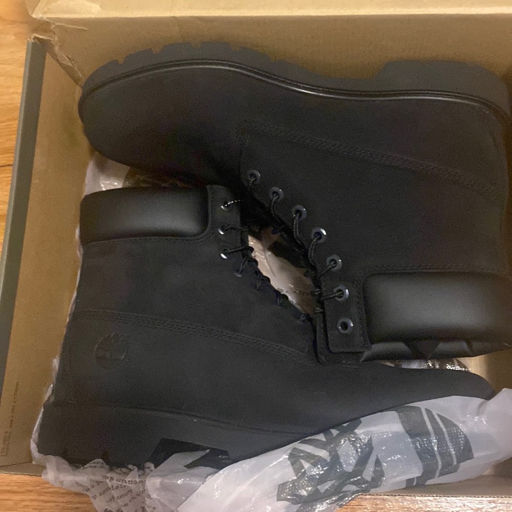 Brand new timberland boots size 11